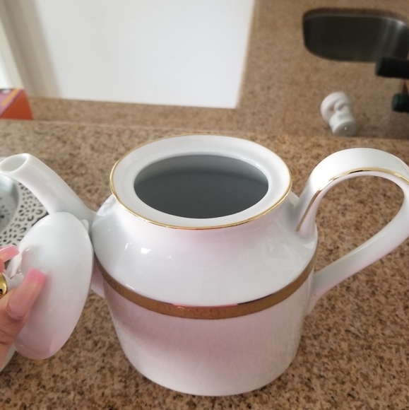 Tea pot nwot - Picture 2 of 2